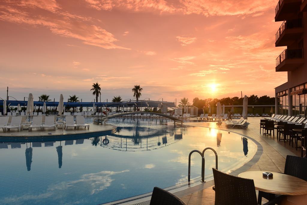 Cenger Beach Resort Spa Kızılot Esterno foto