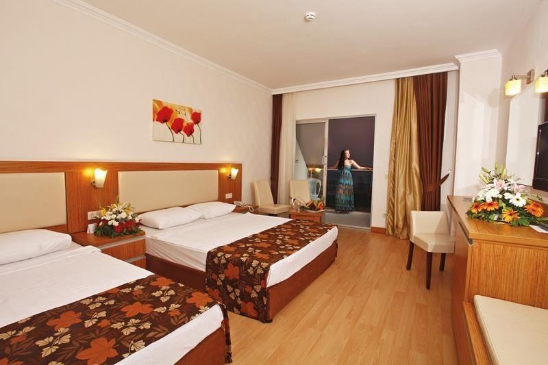 Cenger Beach Resort Spa Kızılot Esterno foto